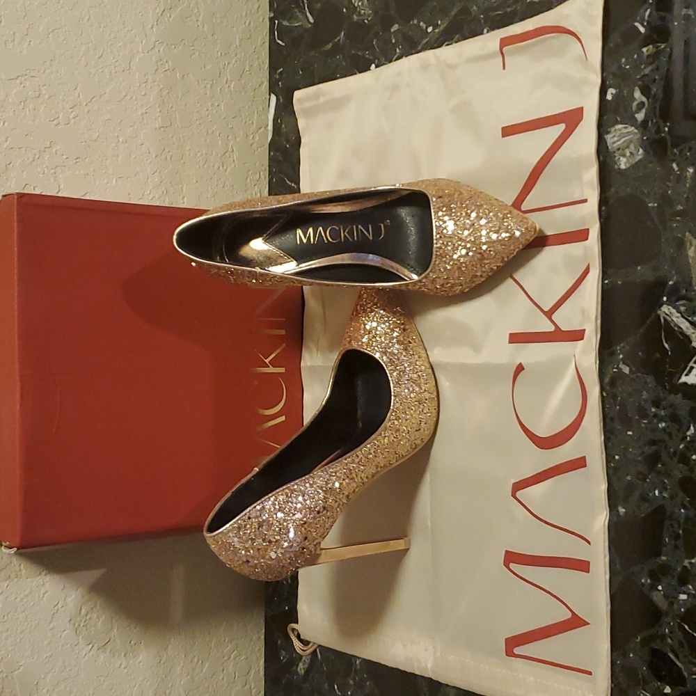 J Heels